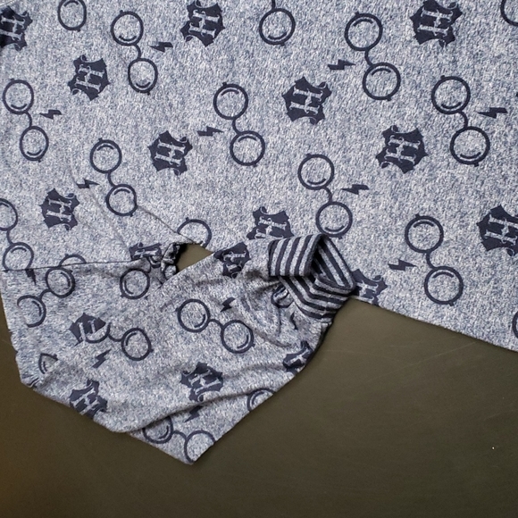 Universal Studios Wizarding World of Harry Potter - Long Sleeve - Picture 5 of 7